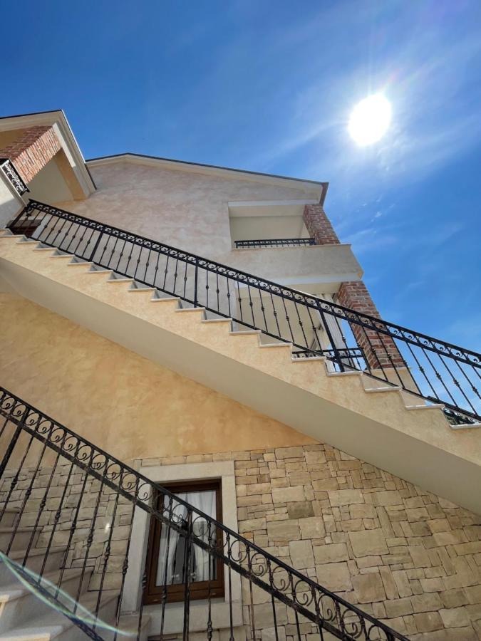 Apartments Sanja Пинезичи Экстерьер фото